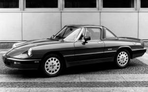 Alfa Romeo Spider Quadrifoglio 1986 года